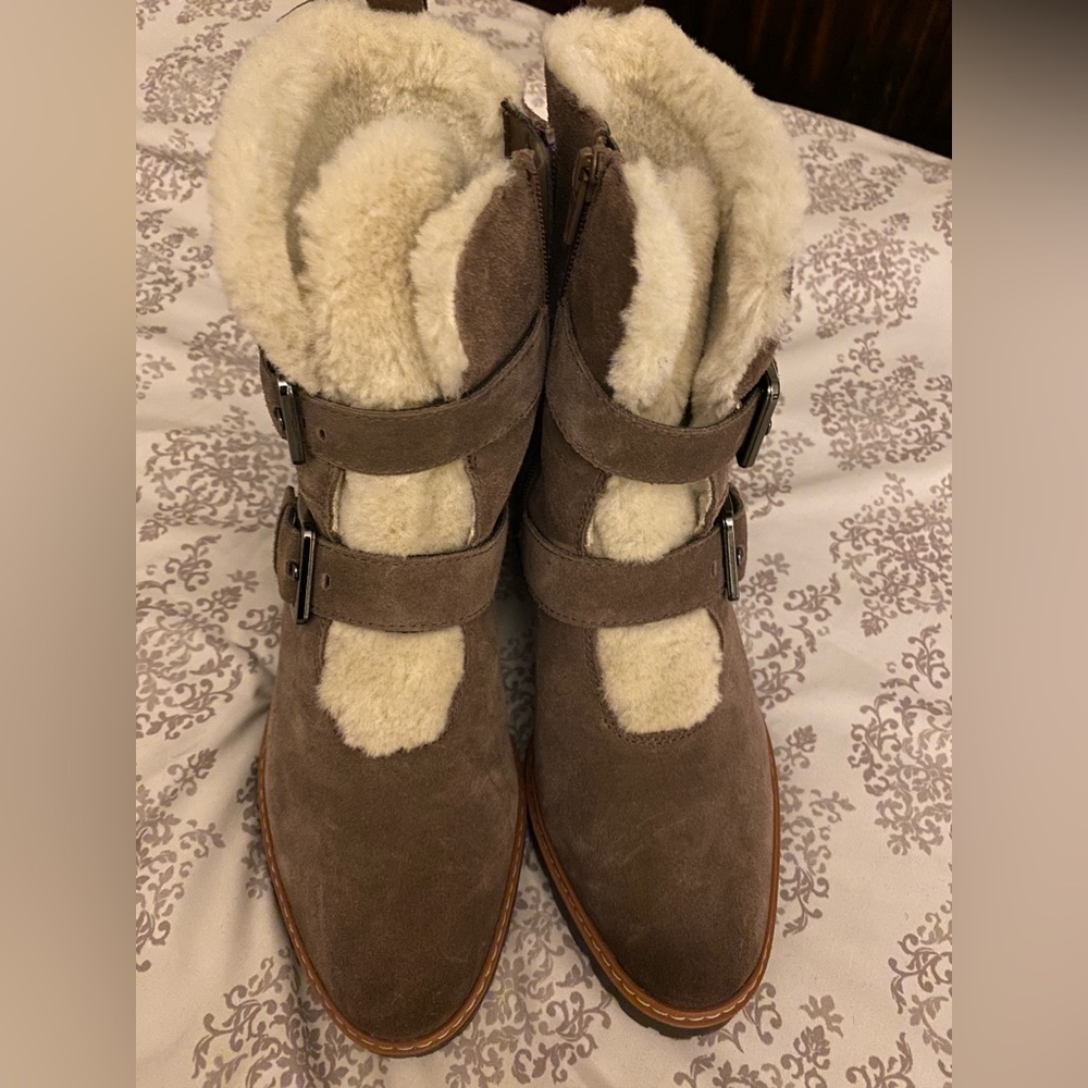 Naturalizer Tristan Sweet Wood suede boots